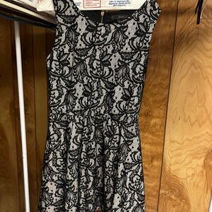 HeartSoul Black and White Fit and Flare Midi Dress‎